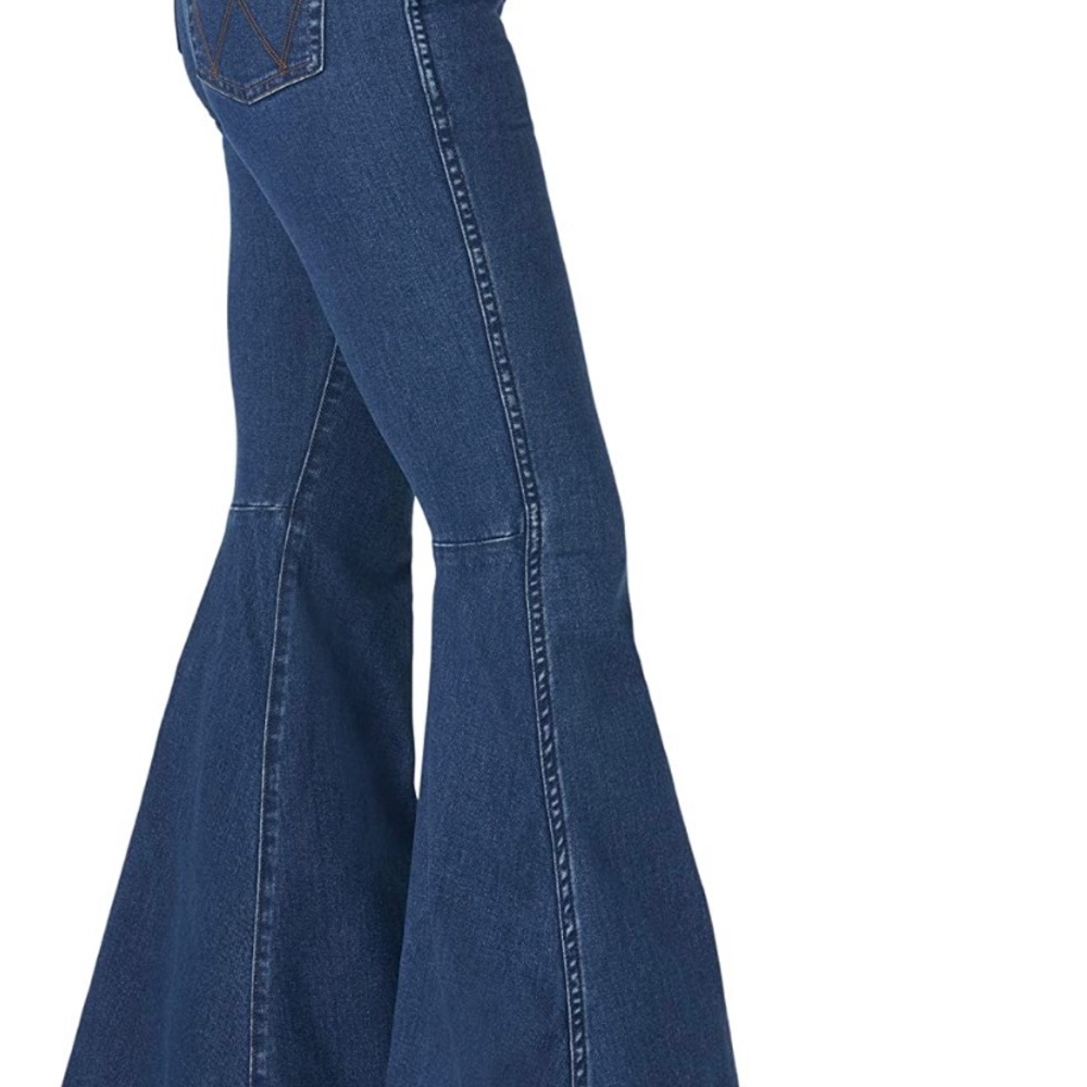 Nwt!Wrangler Retro Bell Bottom!30/32, 26/32, 29/32 - Picture 2 of 3